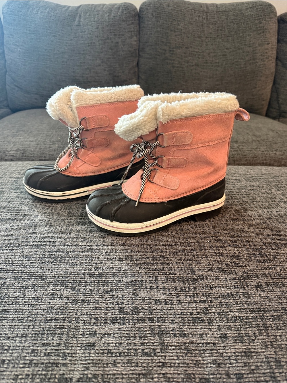 Cat & Jack Pink and Black Faux-Fur Lined Kids Winter Boots